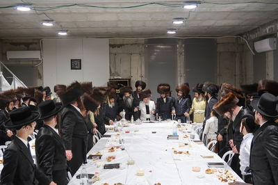 האדמו"ר מקרעטשניף סיגעט שבת בבית שמש