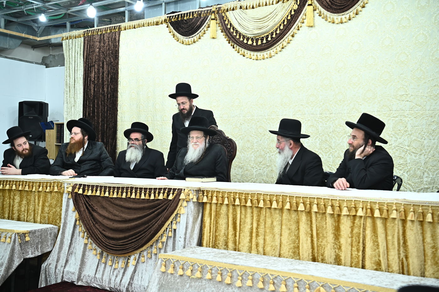 חלוקת פרסים בישיבת מודז'יץ