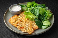 חזה עוף בציפוי פריך עם דבש וחרדל: המתכון שכל אחד חייב לנסות