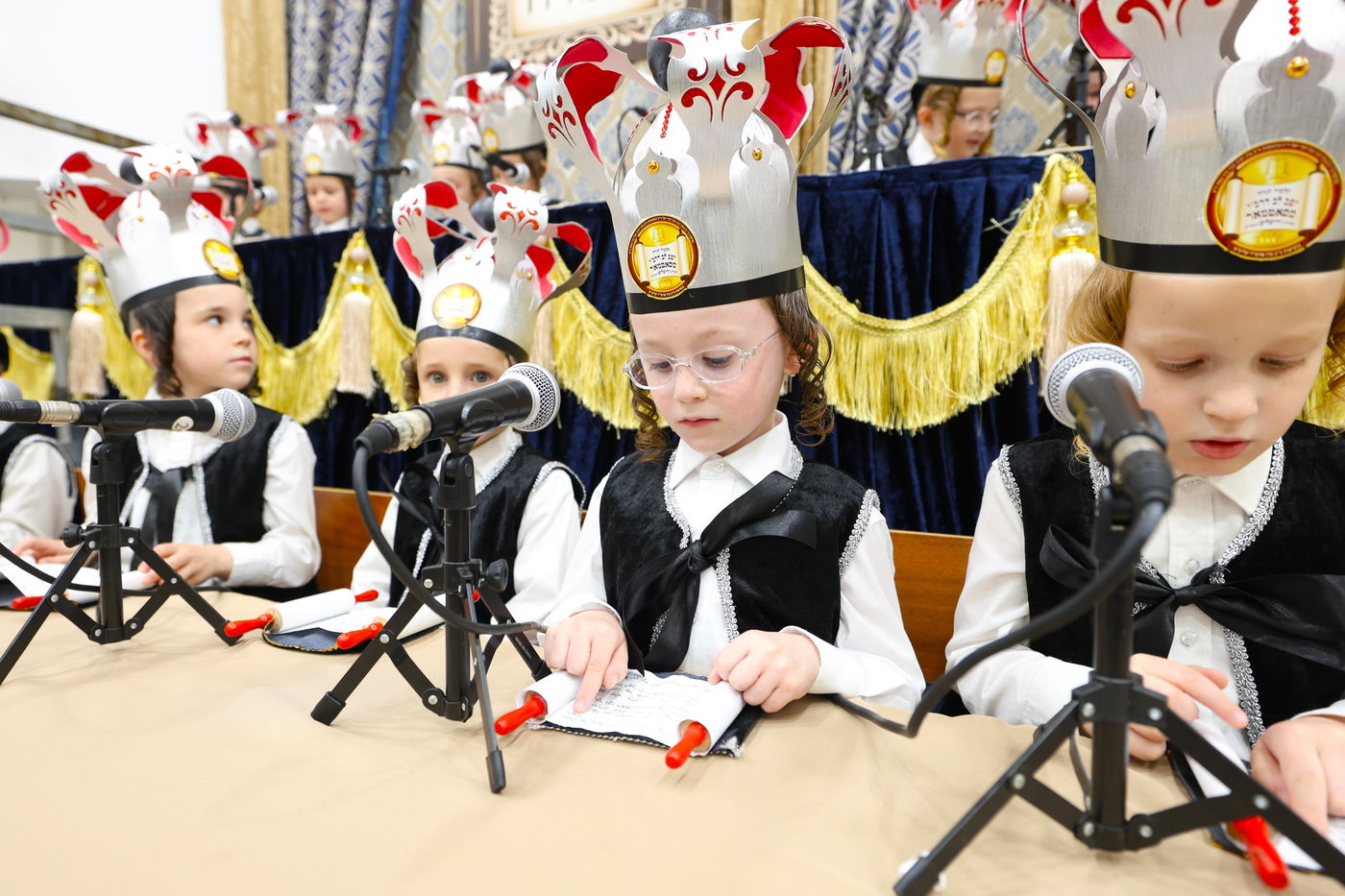 מסיבת חומש בת"ת סאטמר בירושלים