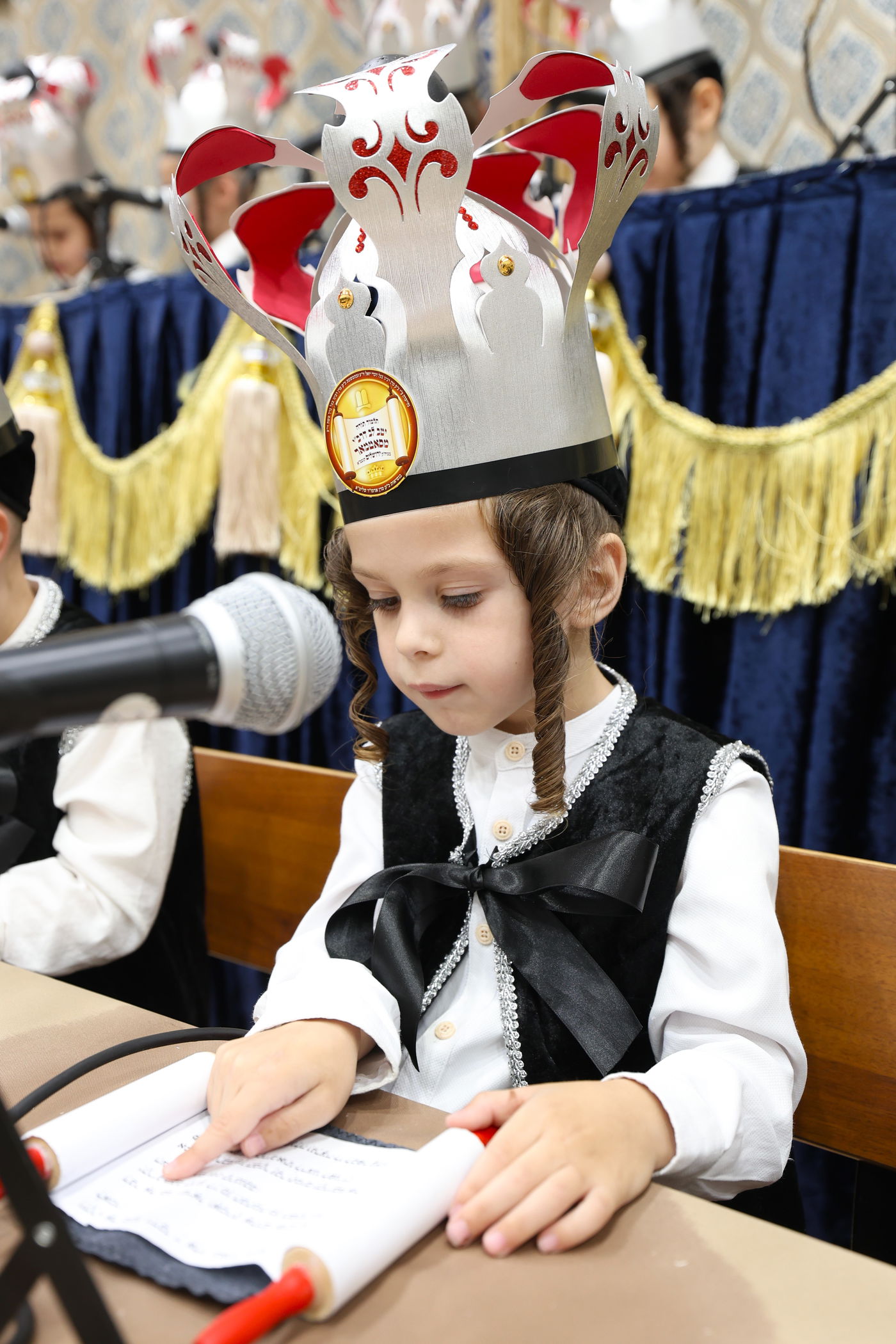 מסיבת חומש בת"ת סאטמר בירושלים