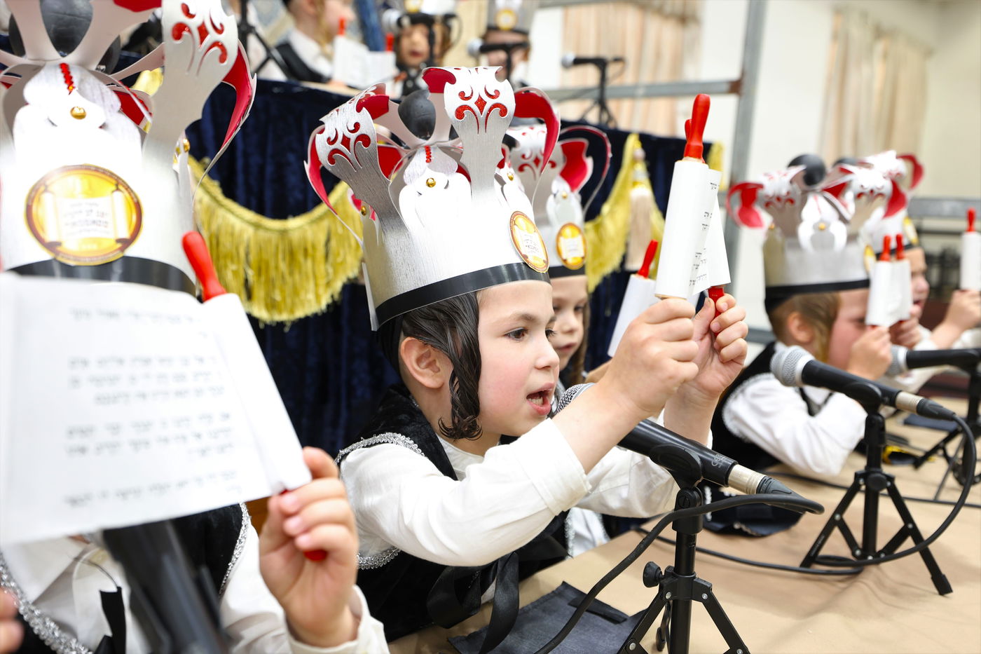 מסיבת חומש בת"ת סאטמר בירושלים