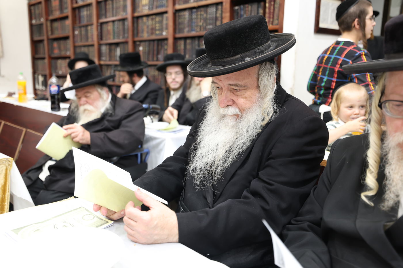 מסיבת חומש בת"ת סאטמר בירושלים