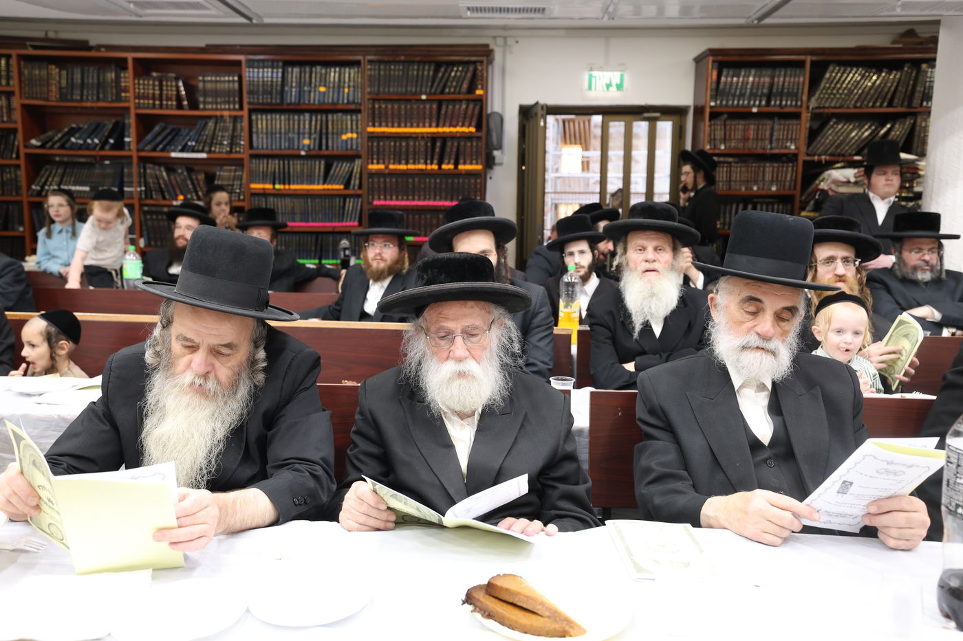 מסיבת חומש בת"ת סאטמר בירושלים