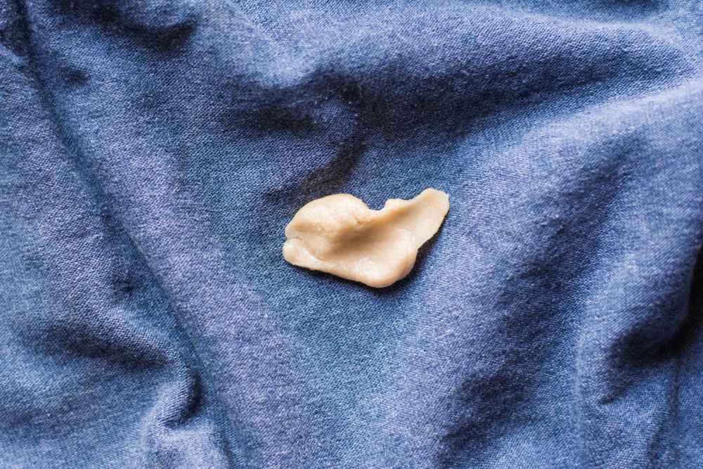 אין משהו יותר מתסכלמלגלות שמסטיק טרי החליט להתיישב לנצח על הבגד שלכם