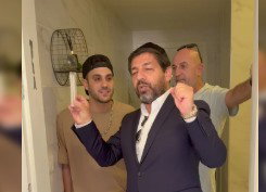 יישוב טוב: כך נקבעה מזוזה בביתו של השחקן הישראלי