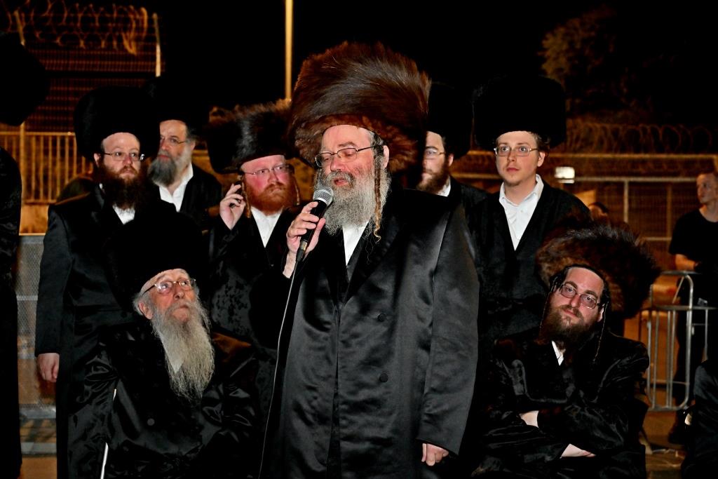 מחאת קהילות החסידים מול שערי כלא 10