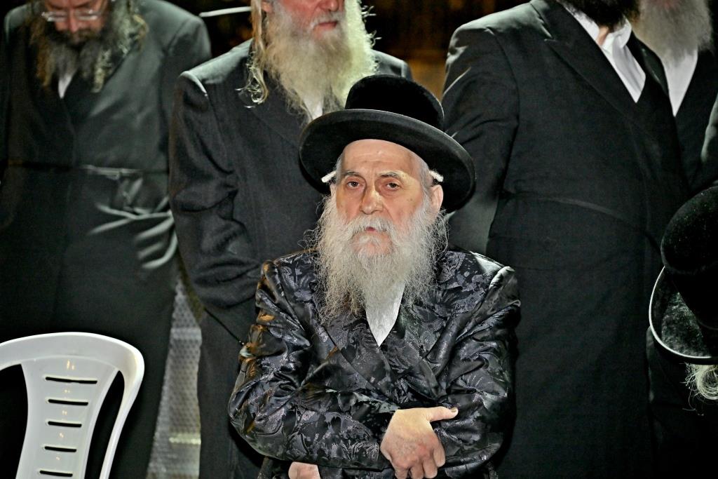 מחאת קהילות החסידים מול שערי כלא 10