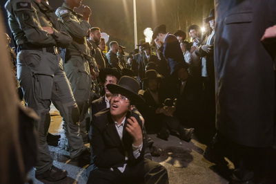 הפגנה בכלא 10. ארכיון