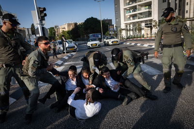 הפגנה בבני ברק נגד מעצר תלמידי ישיבה