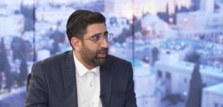 המקובל שדיבר עם רוחות, גילה סודות על נפטרים ועצר את הנאצים | צפו