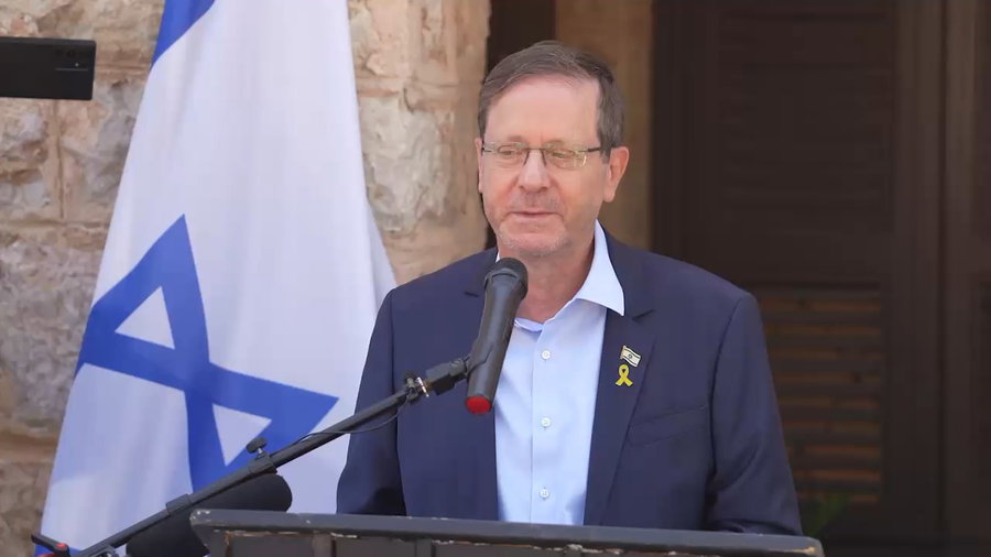 הרצוג בחנוכת בית המועצה החדש