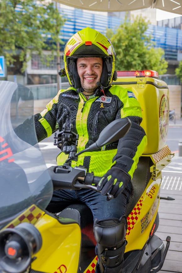 ישראל בוגרד והאופנוע