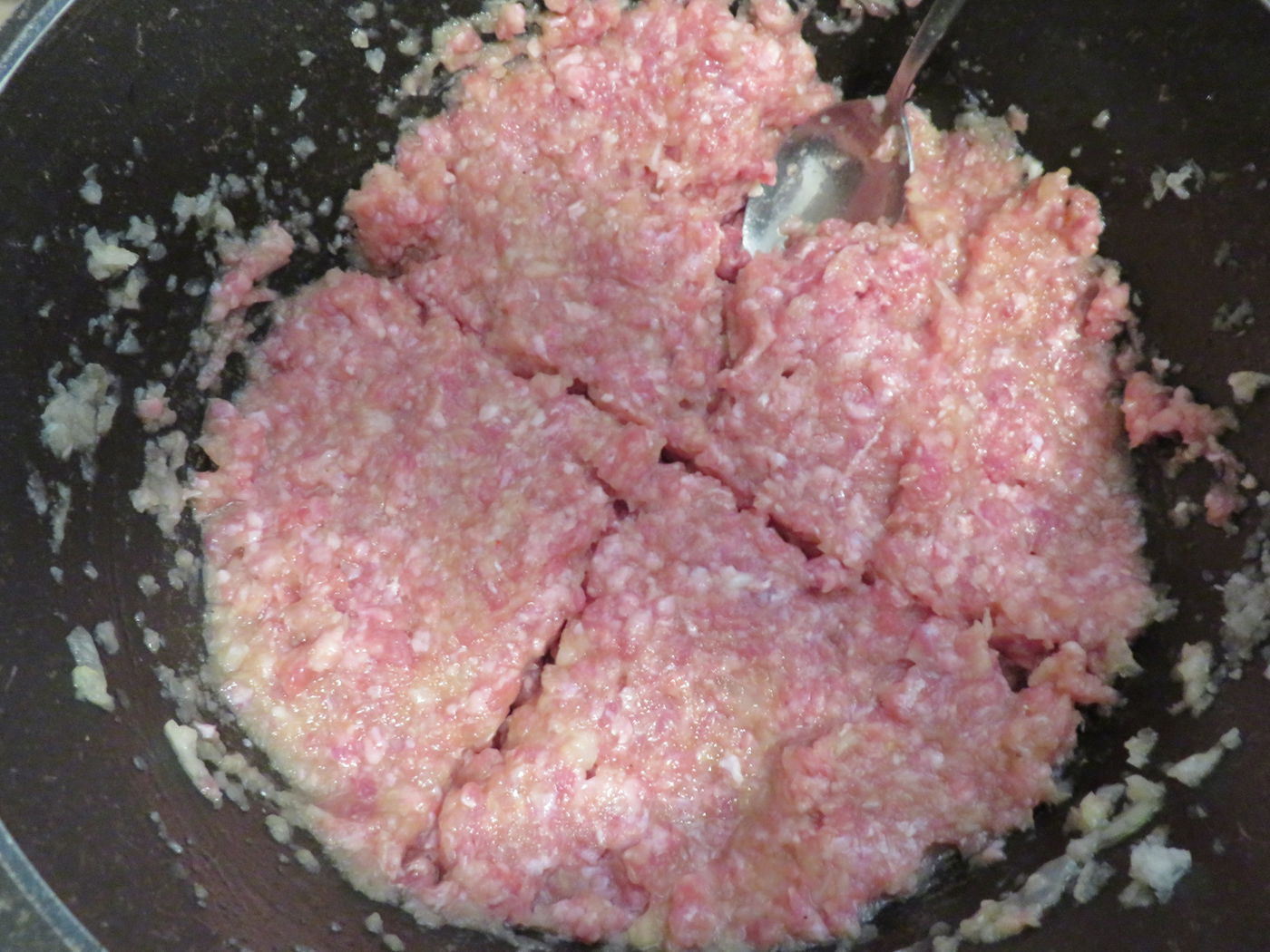 תערובת הבשר לפני אפייה