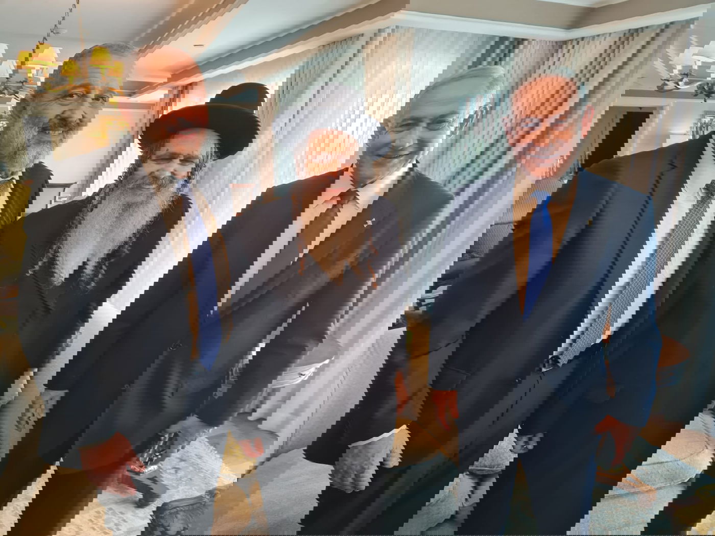 הרב שלום הרוש, נתניהו, ודרעי - דנים בפתרון משבר הנסיעות לאומן