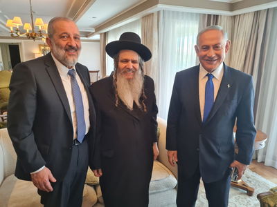 הרב שלום הרוש, נתניהו, ודרעי - דנים בפתרון משבר הנסיעות לאומן