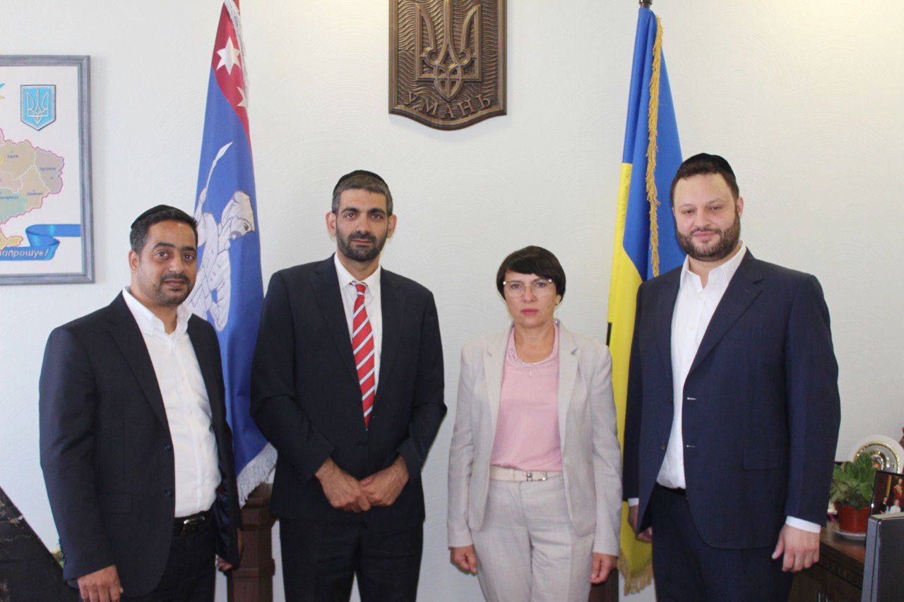 ח”כ הרב מיכאל מלכיאלי בפגישה עם ראש העיר אומן גב' אירנה פלטנובה