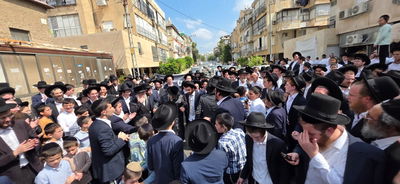 "אשרי העם שככה לו": קבלת פנים המונית לאסיר עולם התורה רפאל יצחקוב ששוחרר מהכלא הצבאי