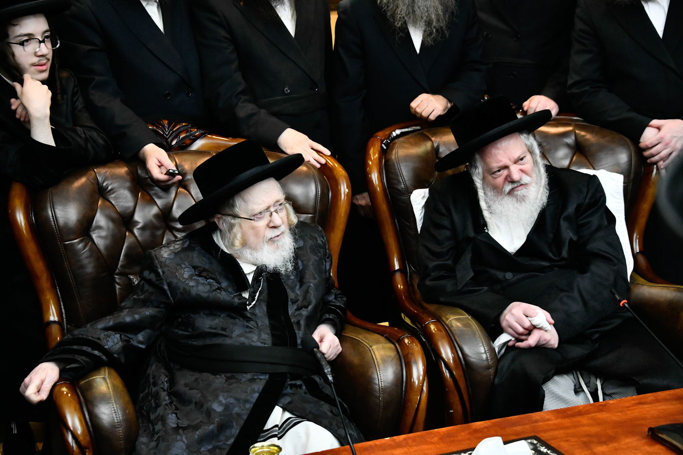 ניחום אבלים אצל האחים האדמו"רים מקרעטשניף ופרמישלאן