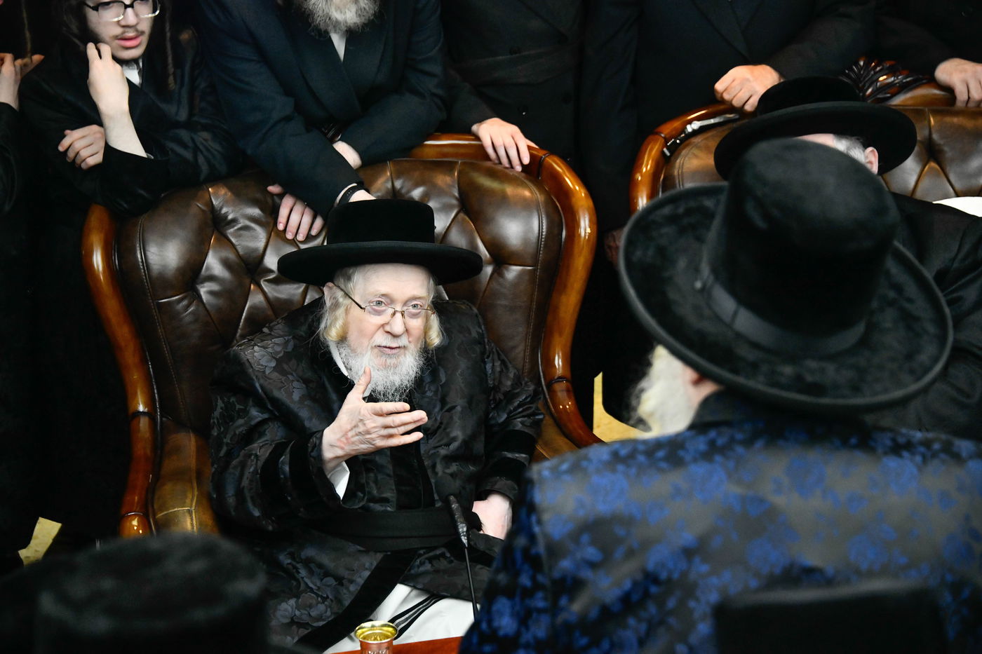 ניחום אבלים אצל האחים האדמו"רים מקרעטשניף ופרמישלאן