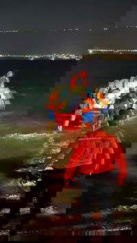 חילוץ מרגש בלב הלילה: הנעדר אותר חי במי ים המלח