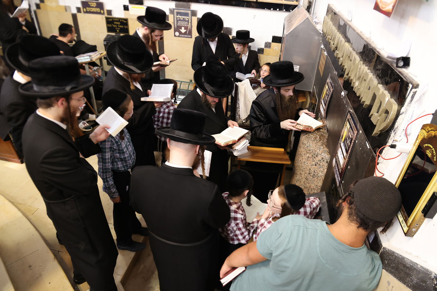 האדמו"ר מקאסוב בביקור בארה"ק