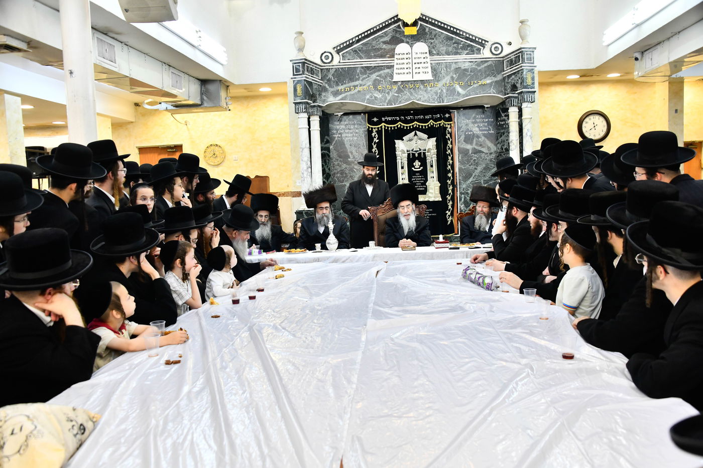 שמחת הברית לנין האדמו"ר מאלכסנדר וטשאקווא