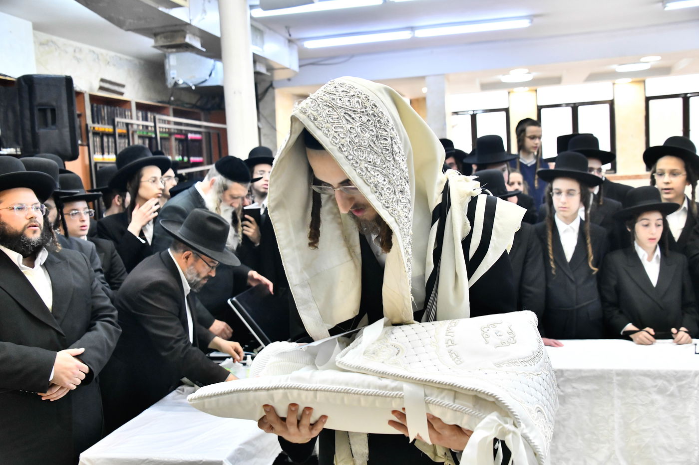 שמחת הברית לנין האדמו"ר מאלכסנדר וטשאקווא