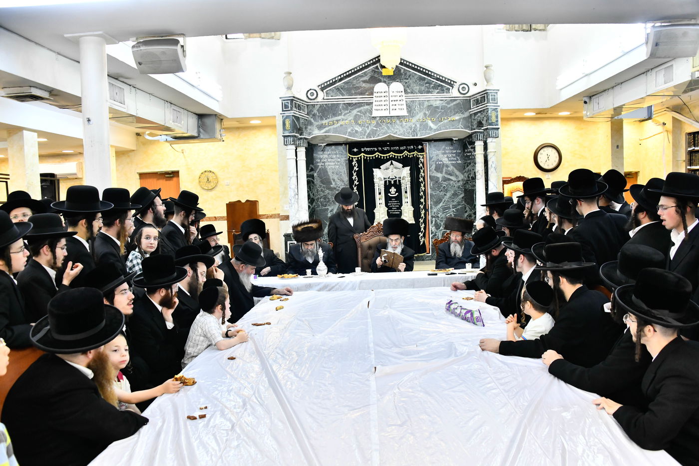 שמחת הברית לנין האדמו"ר מאלכסנדר וטשאקווא