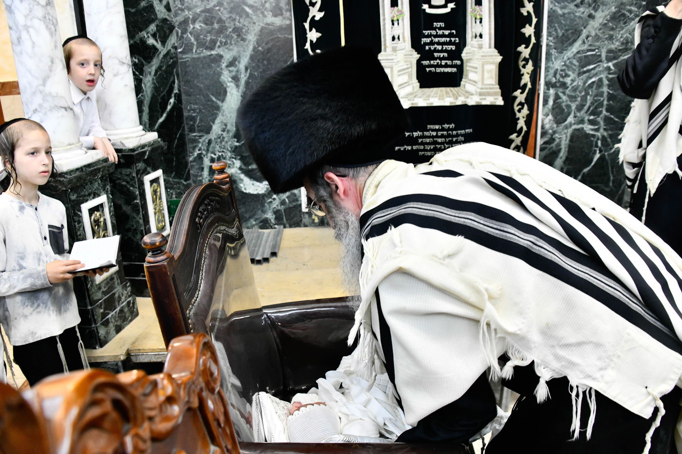 שמחת הברית לנין האדמו"ר מאלכסנדר וטשאקווא