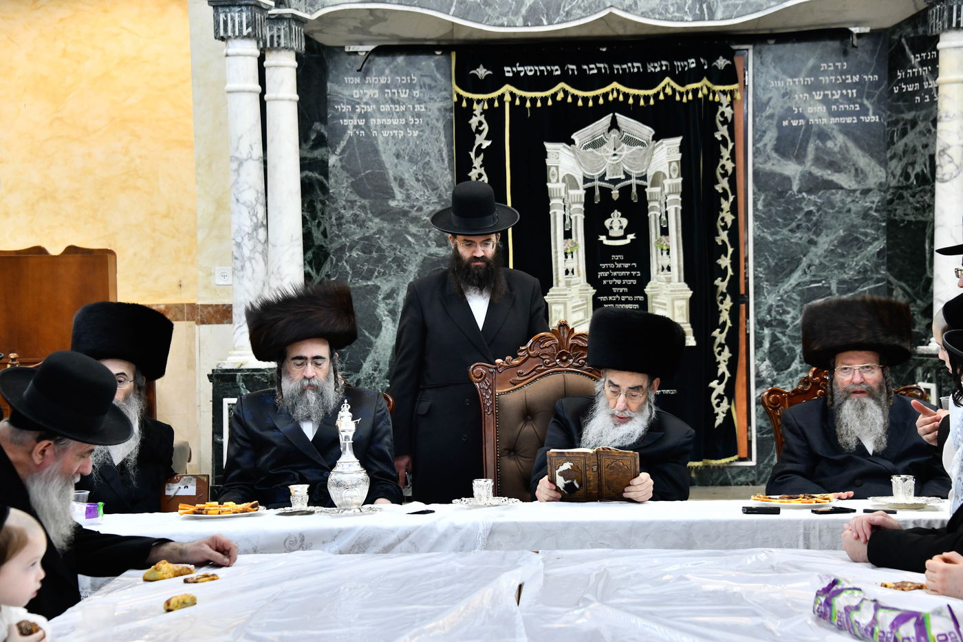 שמחת הברית לנין האדמו"ר מאלכסנדר וטשאקווא