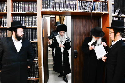 שמחת הברית לנין האדמו"ר מאלכסנדר וטשאקווא