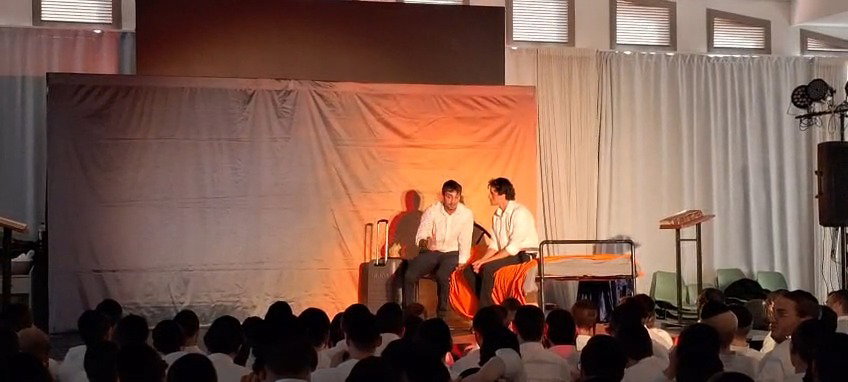 מחזה "סוף זמן" בקעמפ של ישיבת 'מאור יצחק" (חמד)