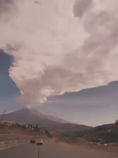 הר הגעש דמאונד שבאיראן התפרץ 