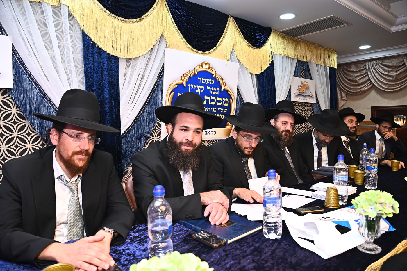 חלוקת פרסים בישיבת "עטרת ראובן" ביתר עילית