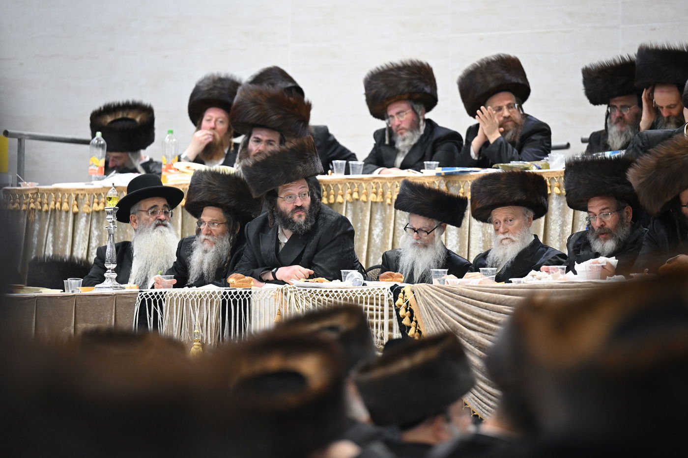 שמחת בר המצווה לנכד האדמו"ר מצאנז