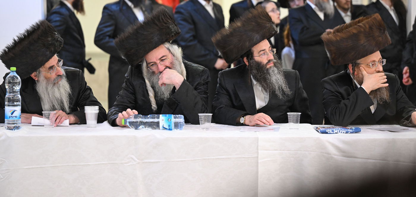 הכינוס בצאנז לגבי כשרות התפילין