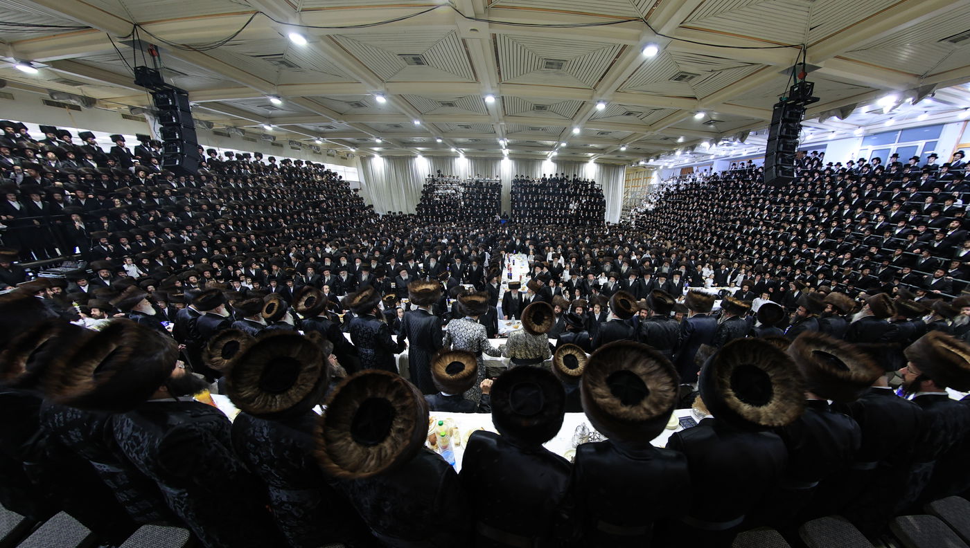 שמחת בר המצווה לנכד האדמו"ר מצאנז