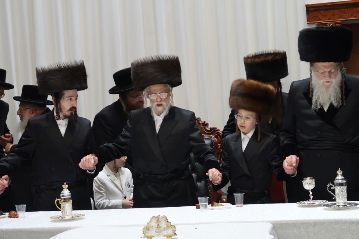 האדמו"רים מסערט ויז'ניץ ומודז'יץ בטיש לחיים משותף