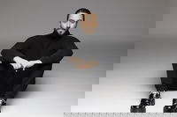 זמר הליווי של אברהם פריד חוזר עם סינגל מקורי שני: "הלוואי הייתי"