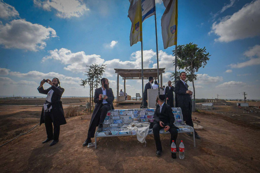 תושבי עמנואל בסיור בעוטף עזה