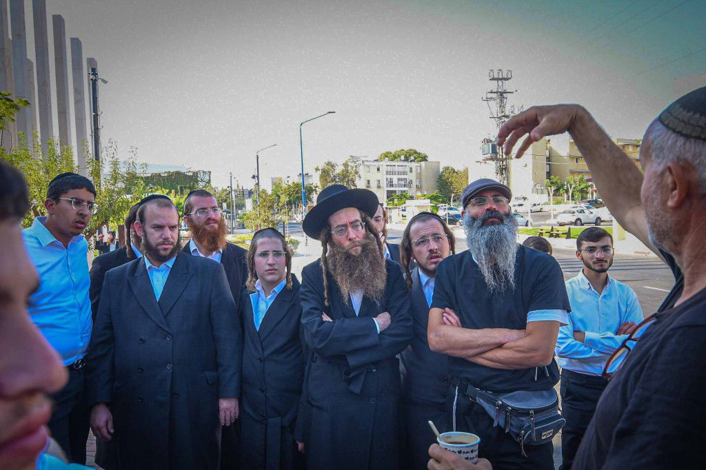 תושבי עמנואל בסיור בעוטף עזה