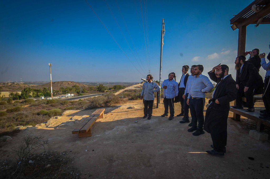 תושבי עמנואל בסיור בעוטף עזה
