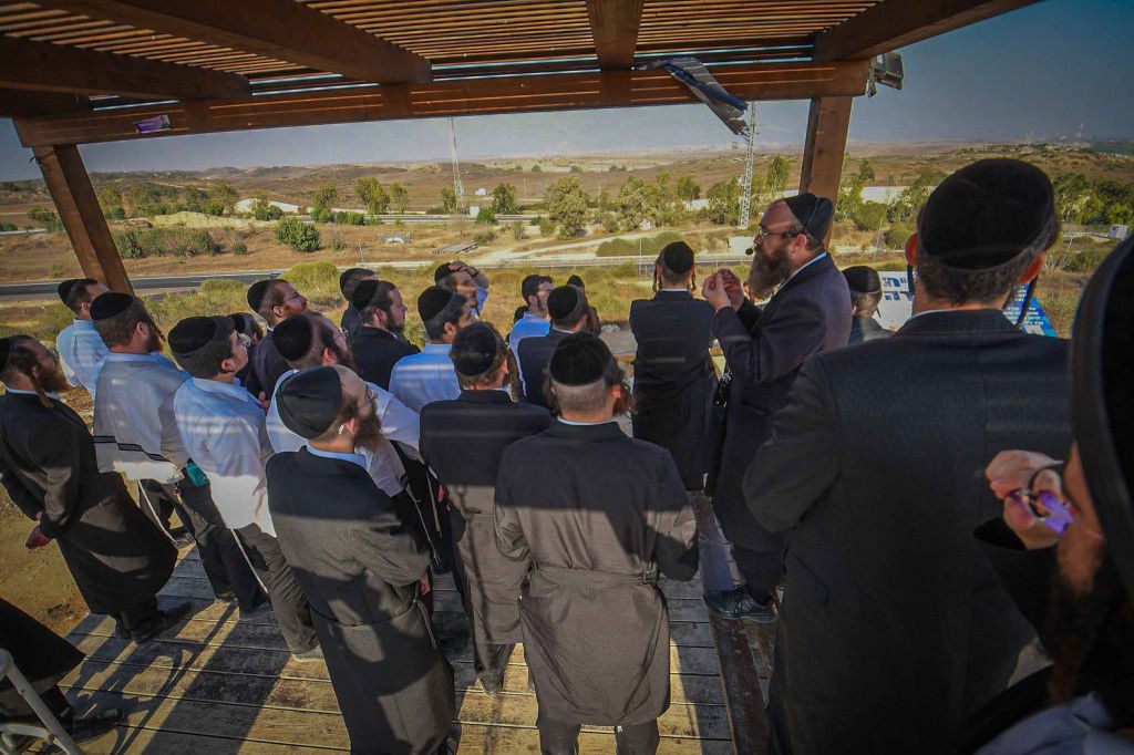 תושבי עמנואל בסיור בעוטף עזה