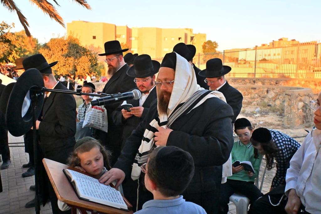 עצרת תפילה לביטול גזירת הגיוס בערד