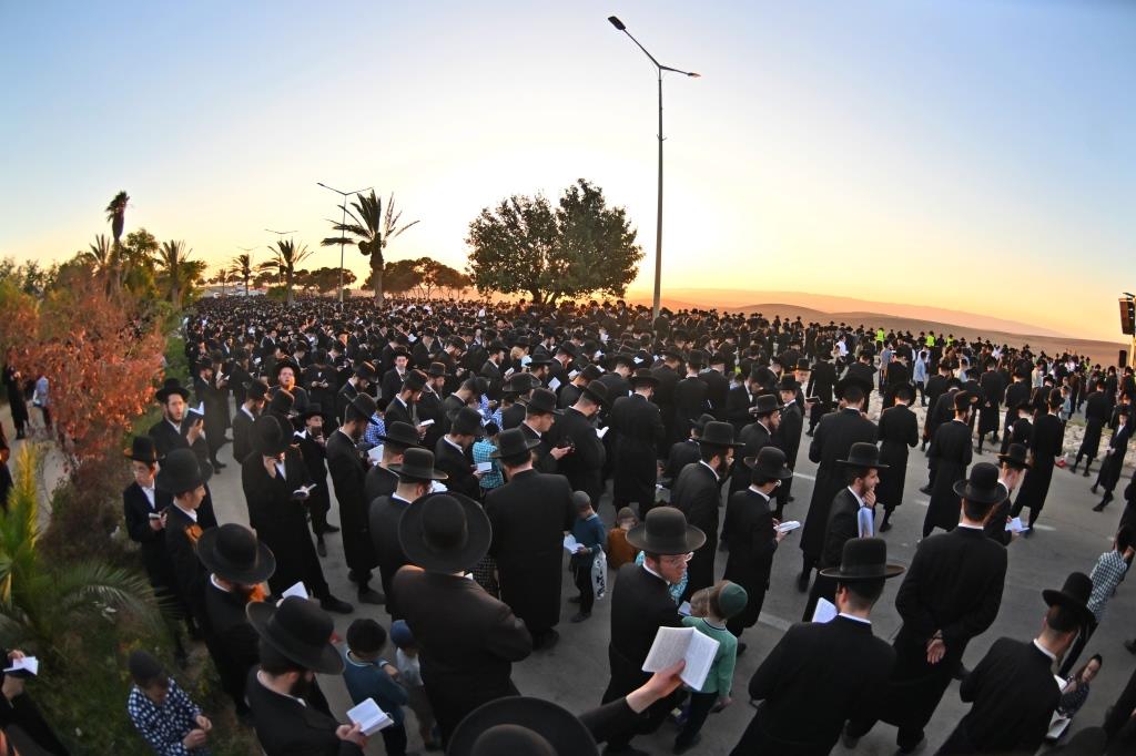 עצרת תפילה לביטול גזירת הגיוס בערד