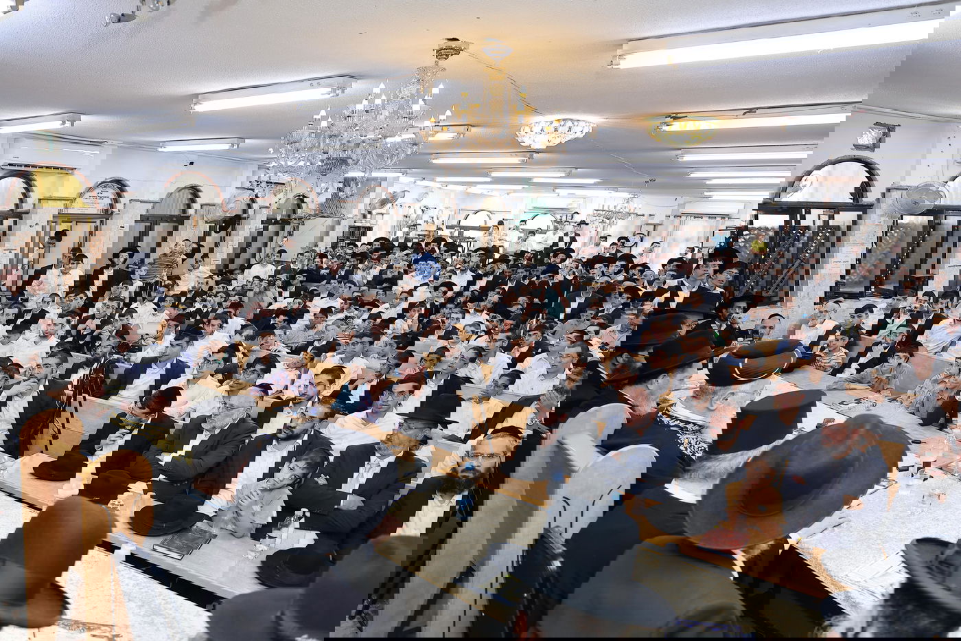 הראשל"צ הגר"י יוסף בשיחה בביהמ"ד 'ישועה ליהודה'