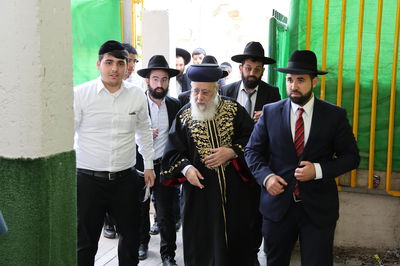 הגר"י יוסף בשיחה בבית המדרש ‘משה אמת’ בשיכון ו' 