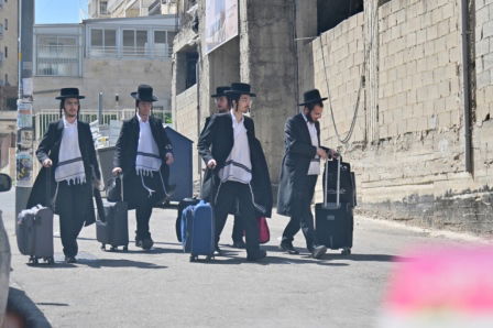 פתיחת הזמן בישיבת המתמידים