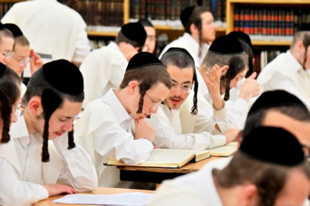 פתיחת הזמן בישיבת המתמידים